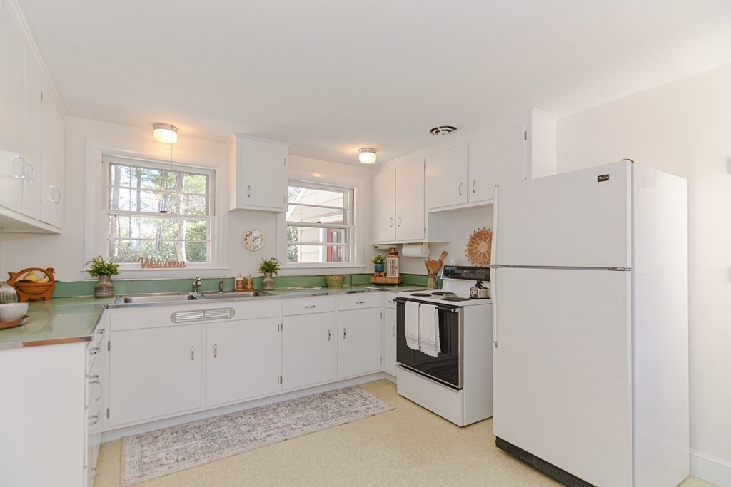 45 Seminole Road Acton, MA 01720 - Photo 6 of 18 Gallery Image 6