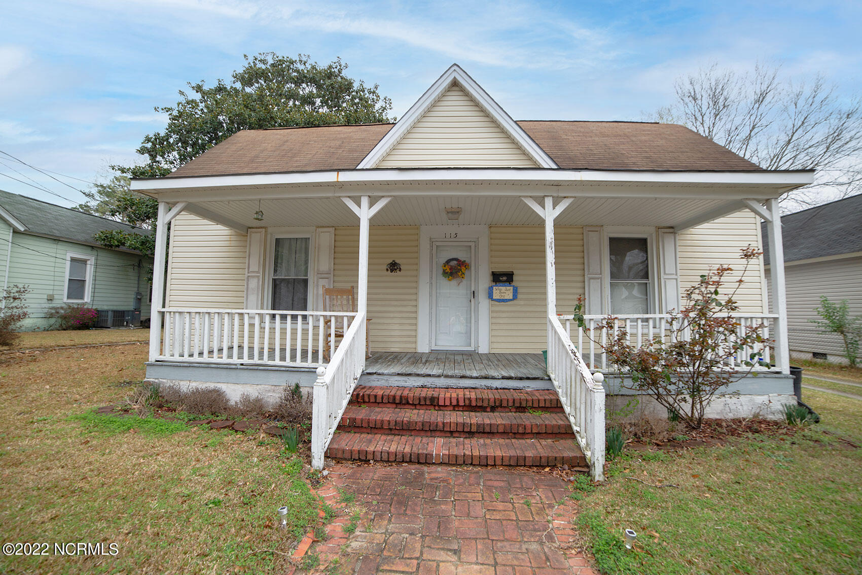 115 South Ledbetter Street Rockingham, NC 28379 - Photo 1 of 12 Front View