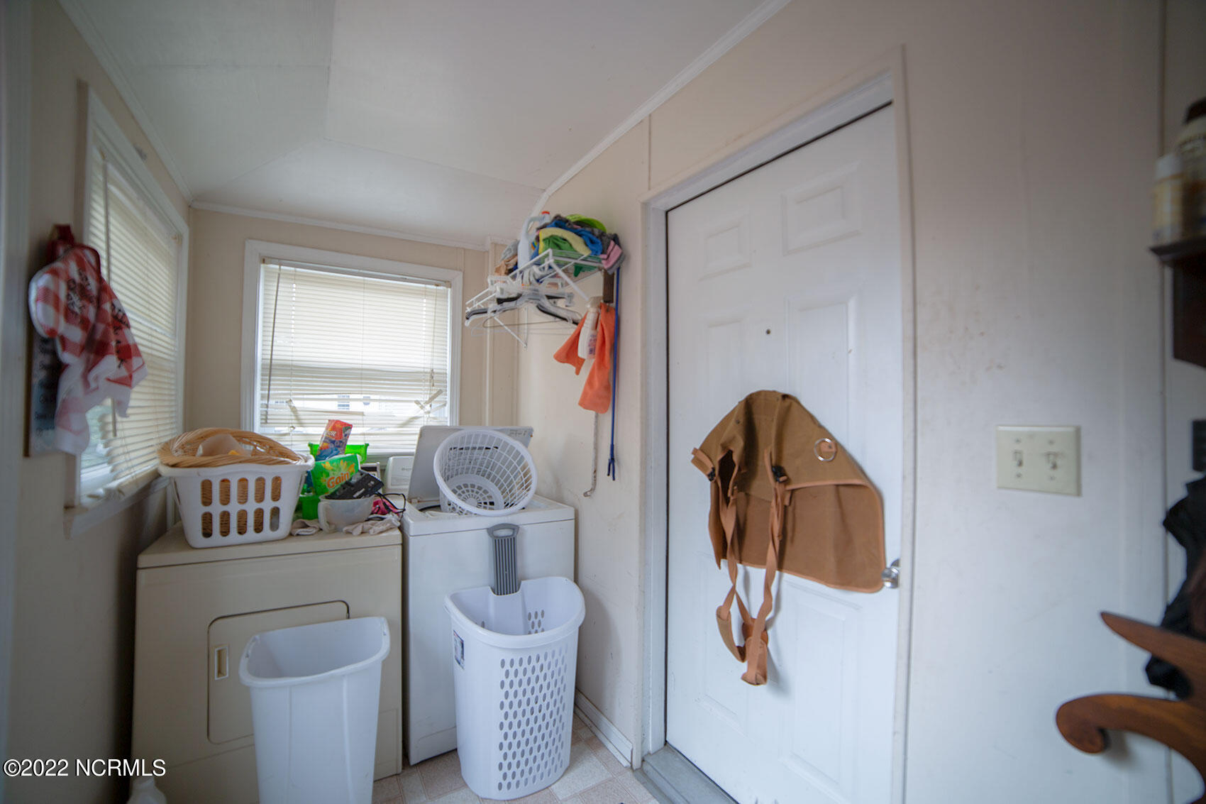 115 South Ledbetter Street Rockingham, NC 28379 - Photo 8 of 12 20