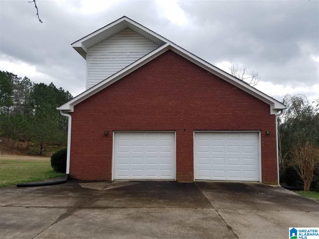 339 Chris Lane Winfield, AL 35594 - Photo 4 of 16