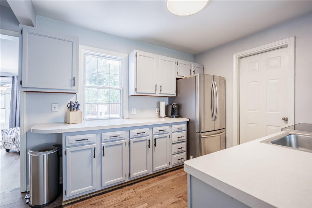 105 Oneta Road Irondequoit, NY 14617 - Photo 11 of 36