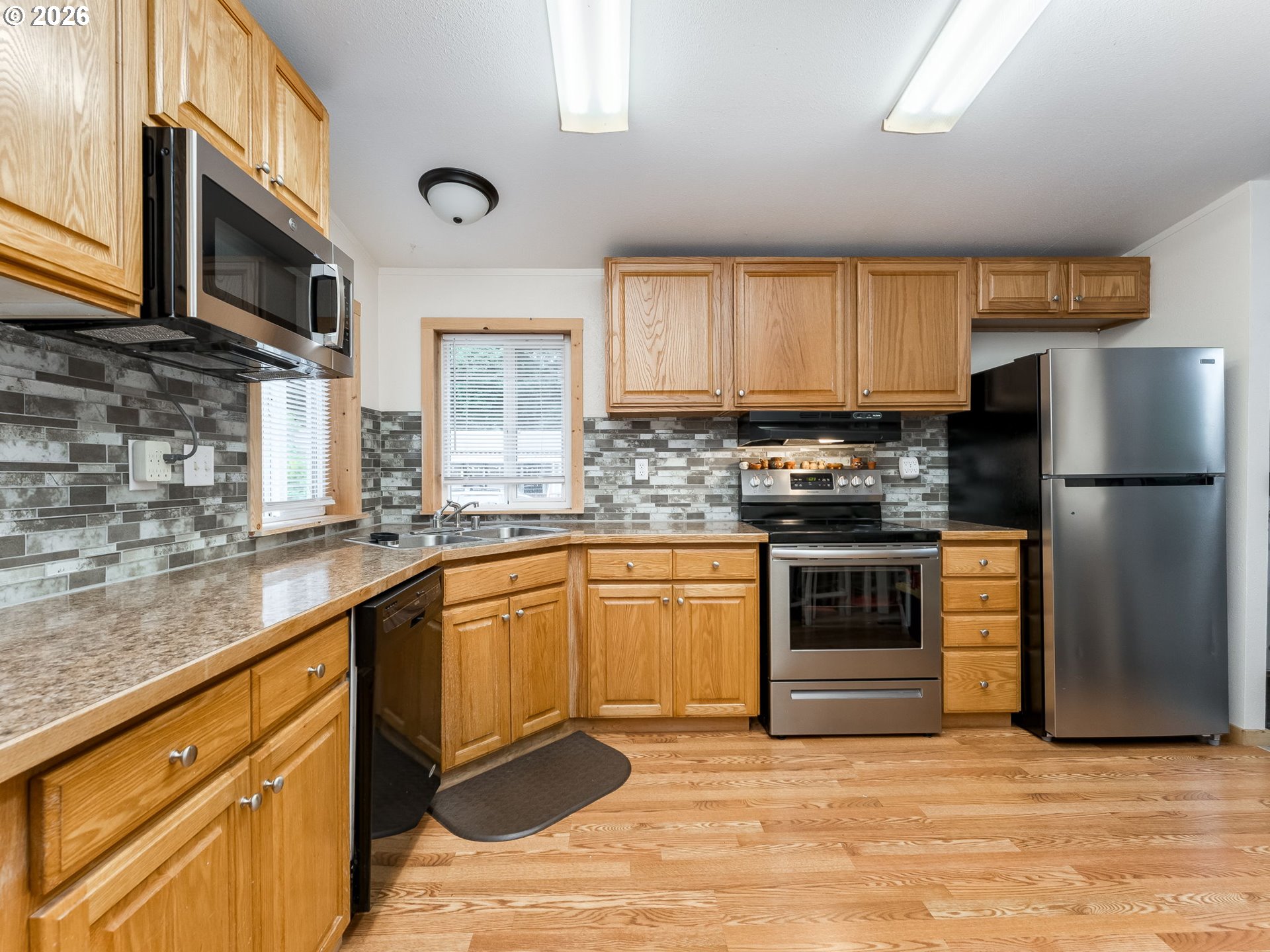 15619 Northeast Caples Road Brush Prairie, WA 98606 - Photo 11 of 39