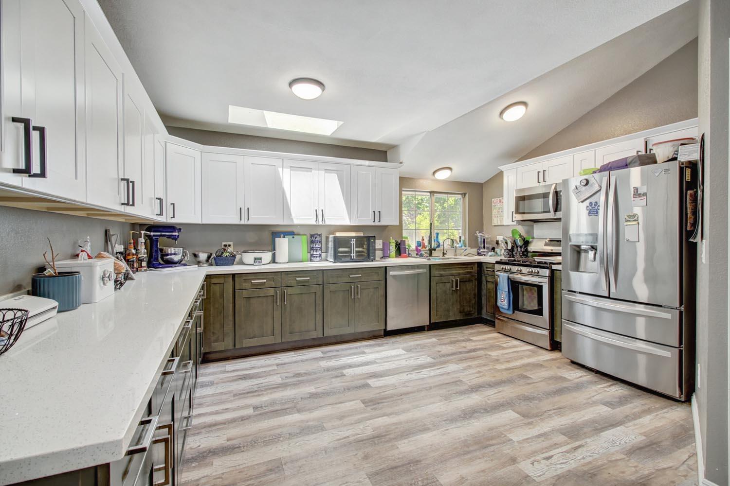 3917 Loreto Way Sacramento, CA 95821 - Photo 5 of 6