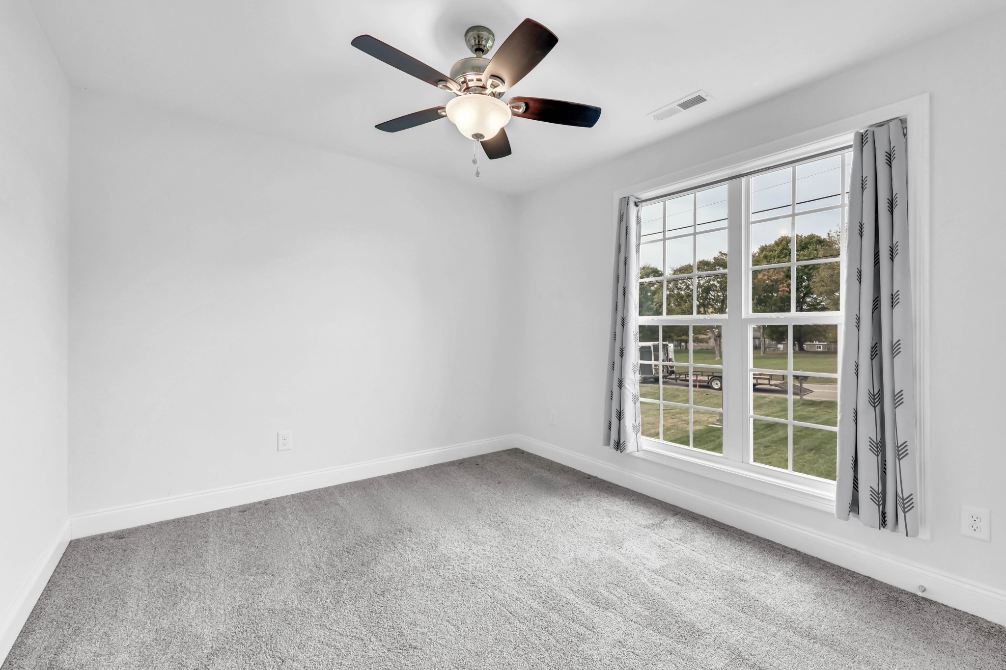 432 Hawkins Road Clarksville, TN 37040 - Photo 33 of 48 Gallery Image 33