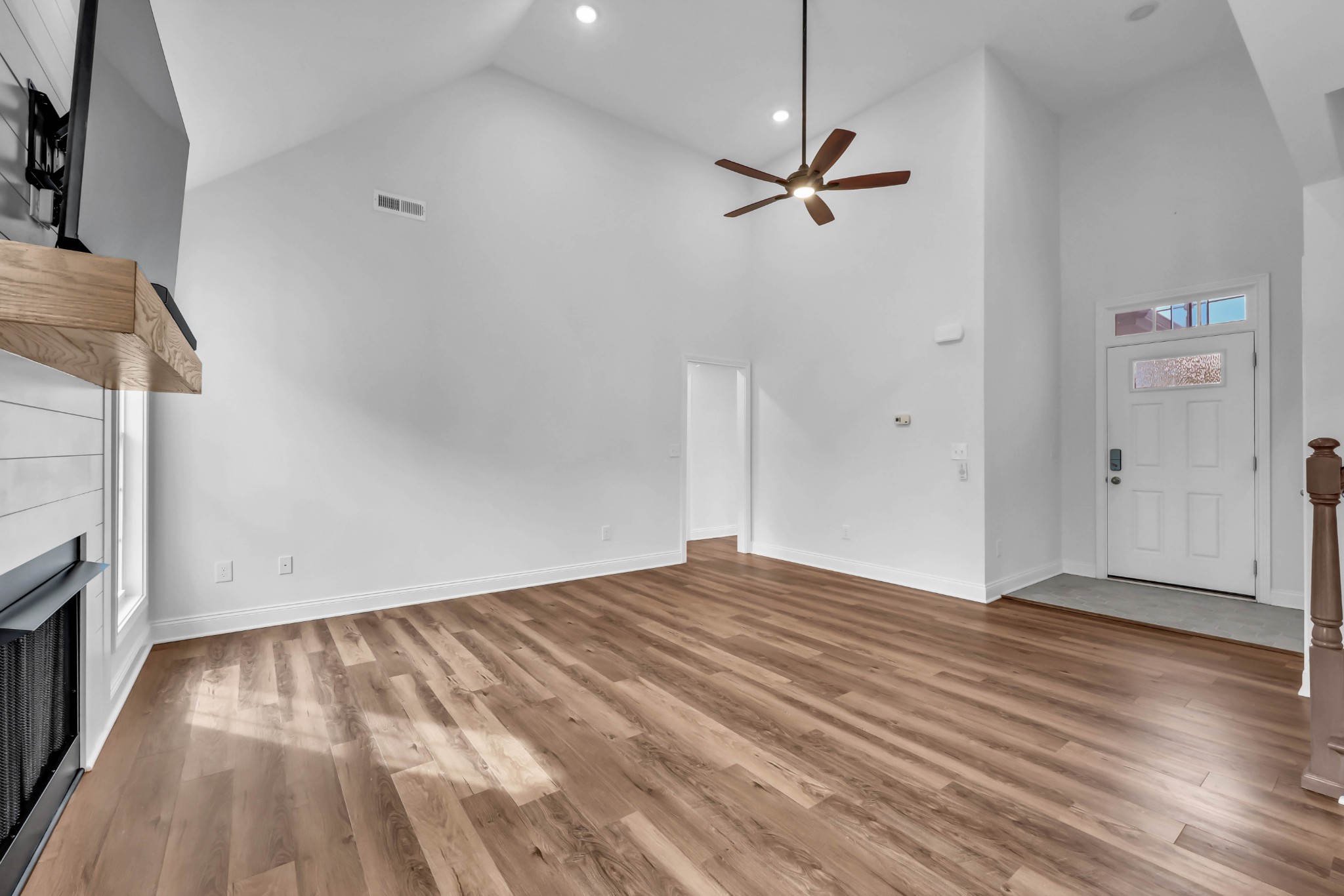 432 Hawkins Road Clarksville, TN 37040 - Photo 9 of 48 Gallery Image 9