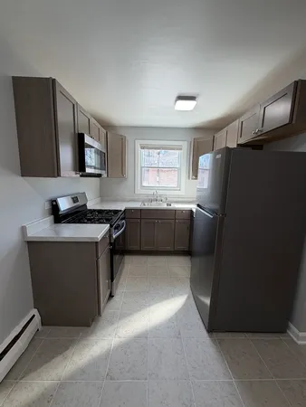 $1,700 | 2801 West Waveland Avenue, Unit 1B, Chicago, IL 60618