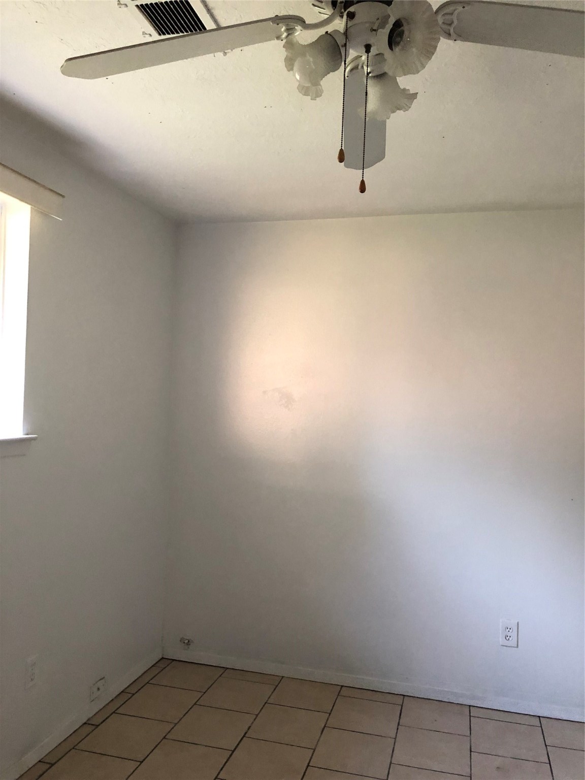 11103 Sharpview Drive Houston, TX 77072 - Photo 5 of 6