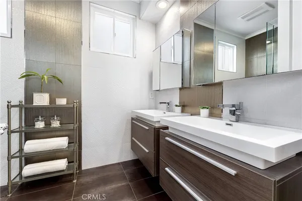 $6,098,000 | 2304 Hermosa Avenue, Hermosa Beach, CA 90254