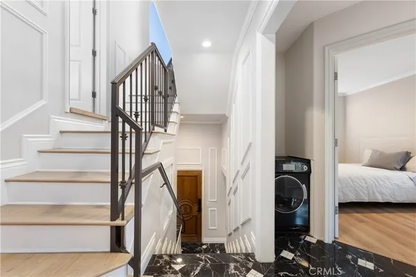 $6,098,000 | 2304 Hermosa Avenue, Hermosa Beach, CA 90254