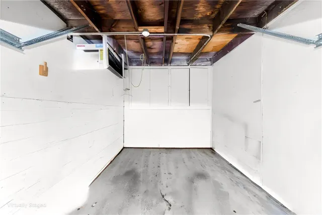 a view of utility room