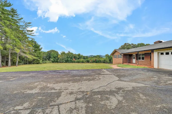 $374,000 | 5033 McNeil Mill Road, Rocky Mount, VA 24151