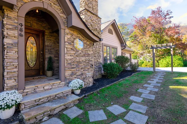 $355,000 | 486 Gadd Road, Hixson, TN 37343