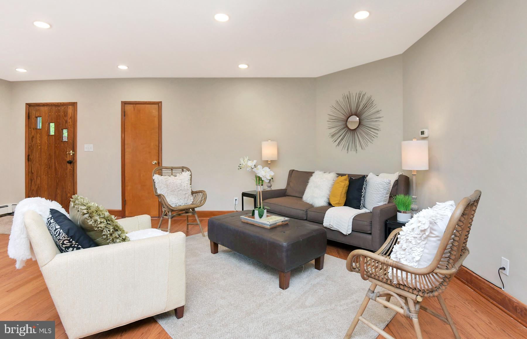 126 Harris Road Princeton Junction, NJ 08550 - Photo 7 of 39