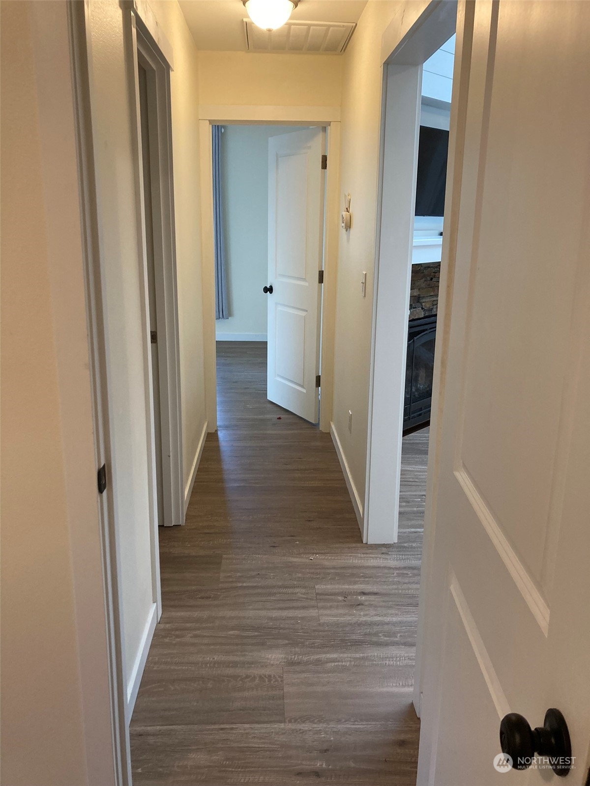 3610 East Log Cabin Road Clinton, WA 98236 - Photo 14 of 33