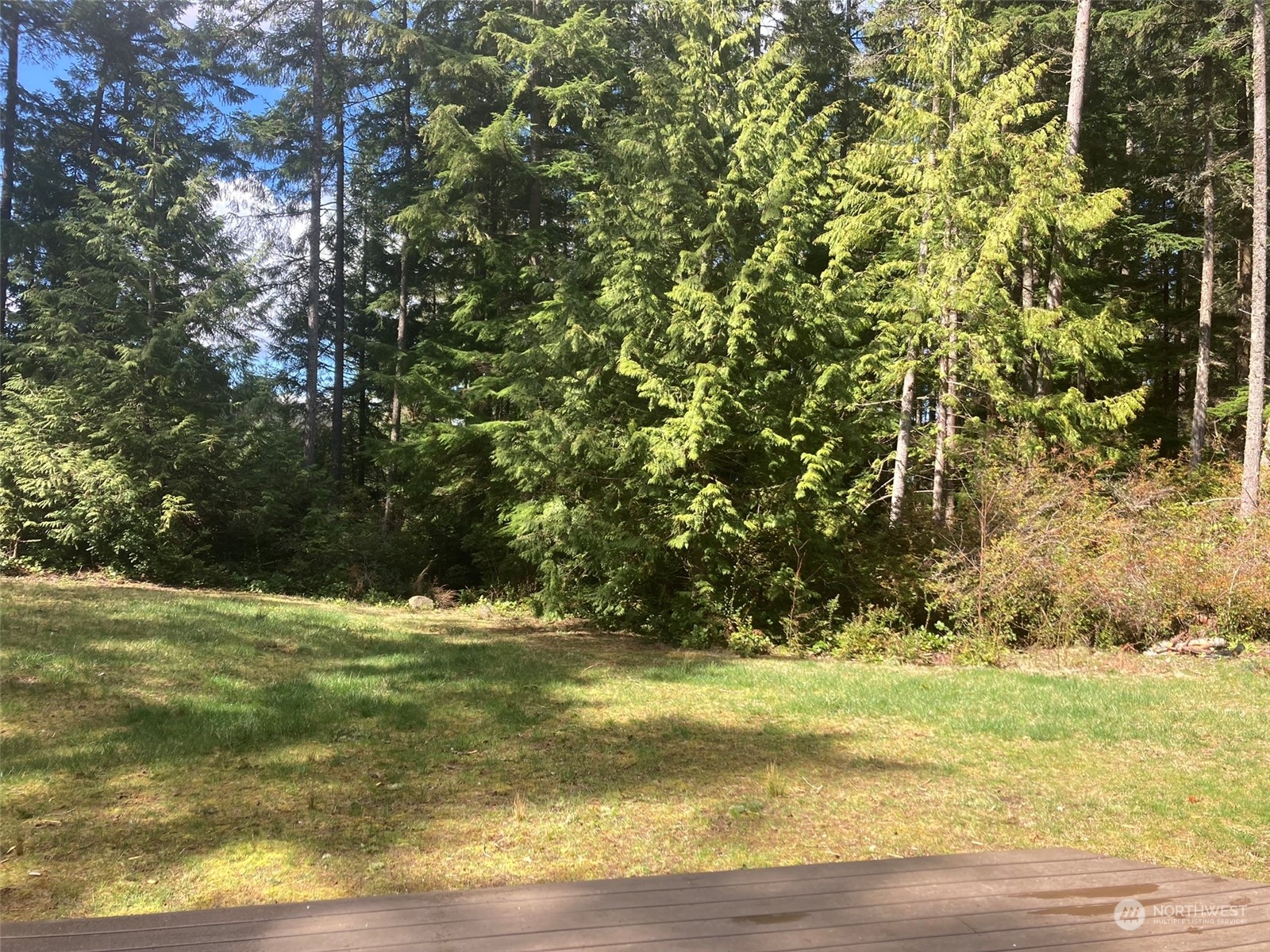 3610 East Log Cabin Road Clinton, WA 98236 - Photo 25 of 33