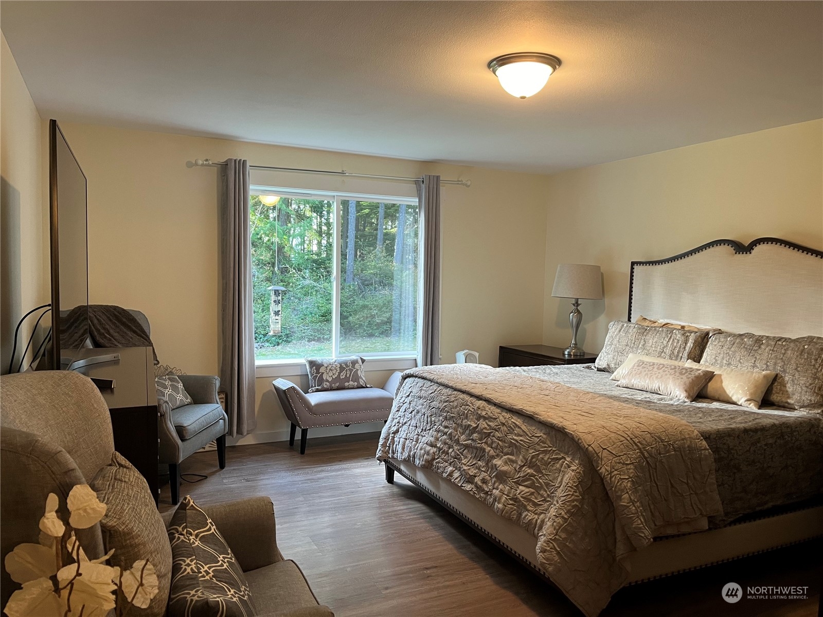 3610 East Log Cabin Road Clinton, WA 98236 - Photo 9 of 33