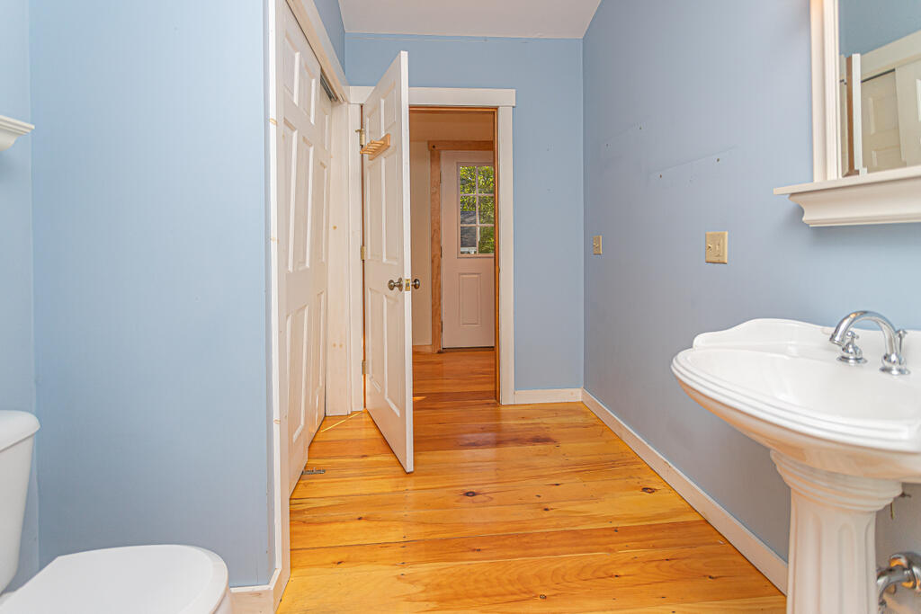 359 South Strong Road Farmington, ME 04938 - Photo 18 of 57 photo-10