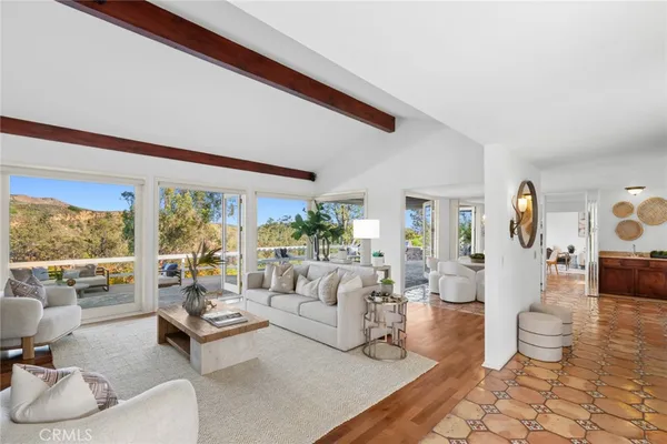 $1,995,000 | 10392 Mira Vista Drive, North Tustin, CA 92705