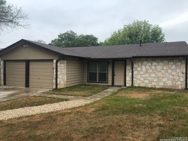 $1,550 | 12615 Mt Defiance Street, San Antonio, TX 78233