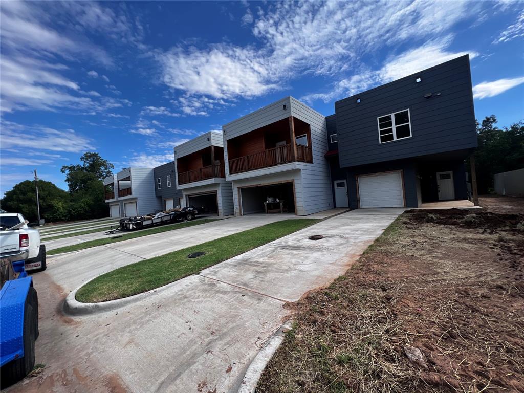 436 West College St Unit 3