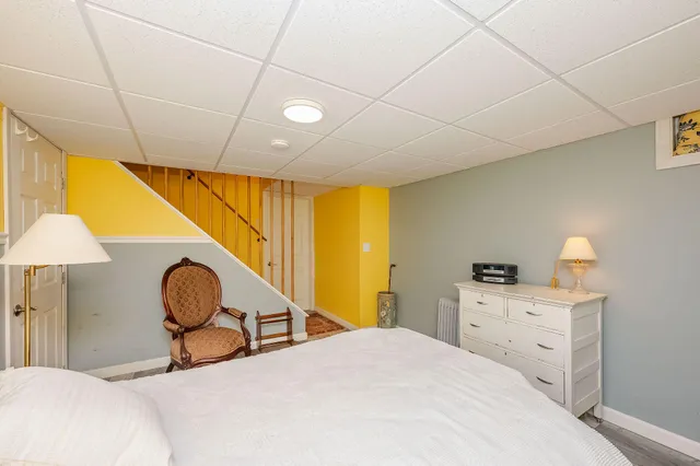 $798,000 | 10 Crescent View Avenue, Cape Elizabeth, ME 04107