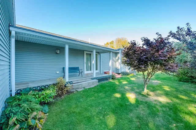 $798,000 | 10 Crescent View Avenue, Cape Elizabeth, ME 04107