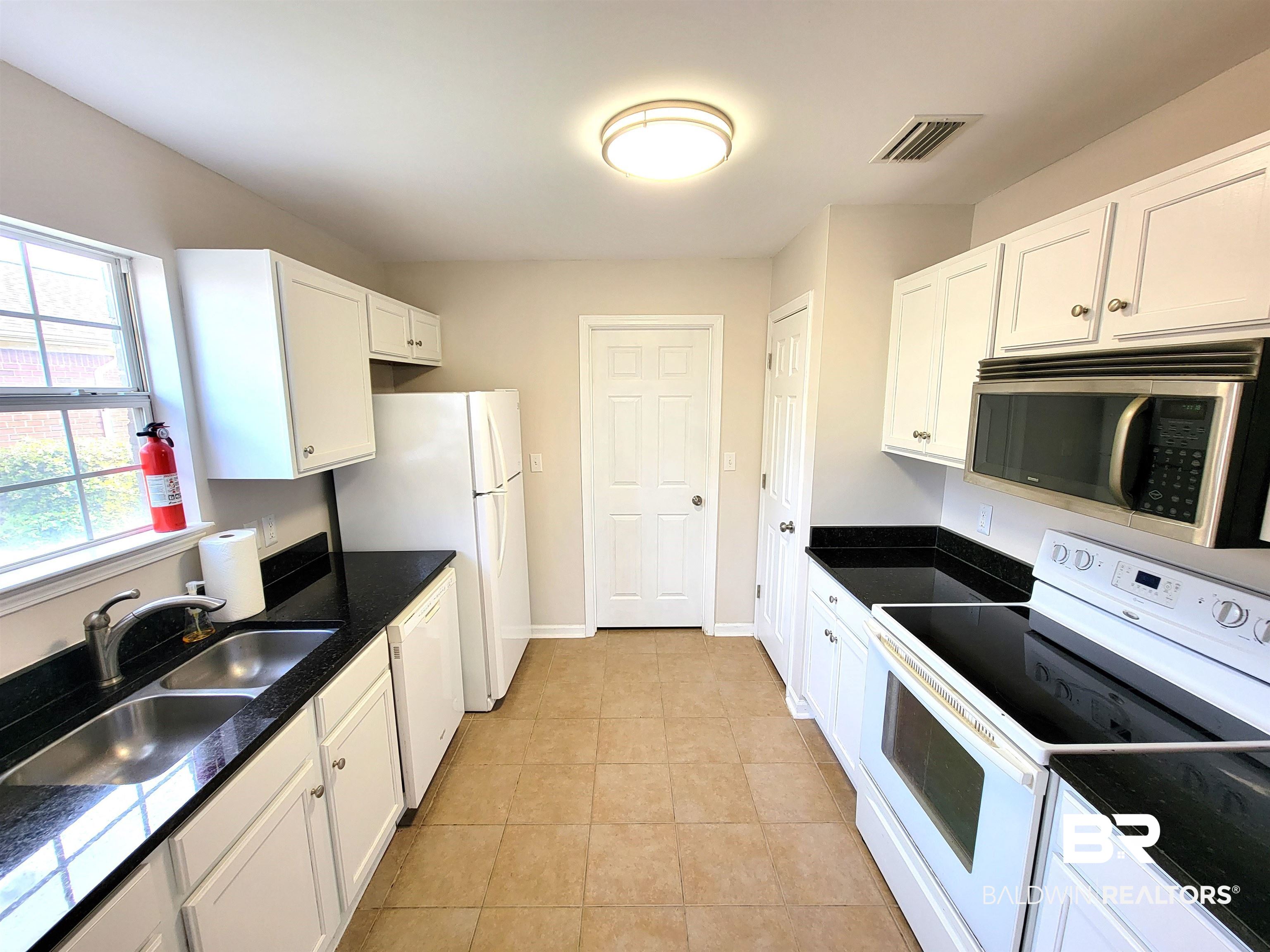 9035 Sherman Road Foley, AL 36535 - Photo 4 of 24