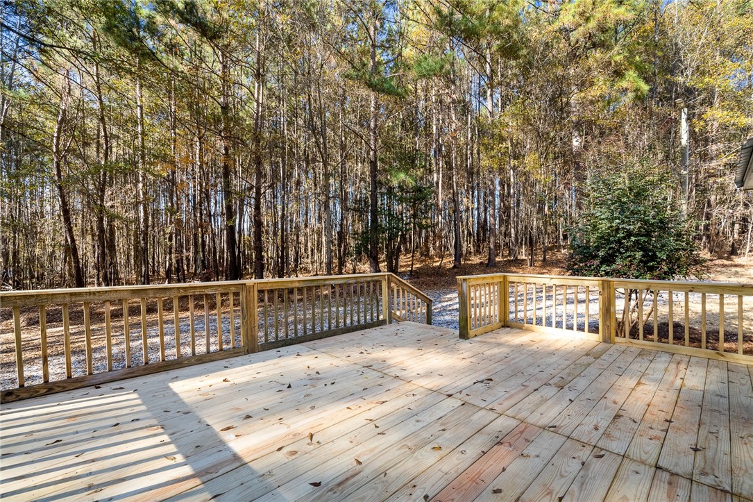 427 Lawson Road Anderson, SC 29621 - Photo 3 of 25