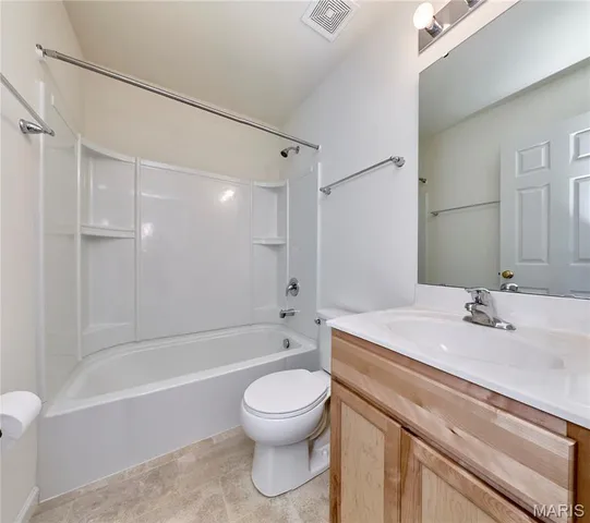 $319,900 | 115 Dark Horse Court, Wentzville, MO 63385