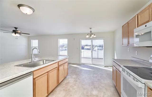 $319,900 | 115 Dark Horse Court, Wentzville, MO 63385