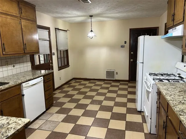 $2,000 | 1530 Oleander Drive Southwest, Lilburn, GA 30047