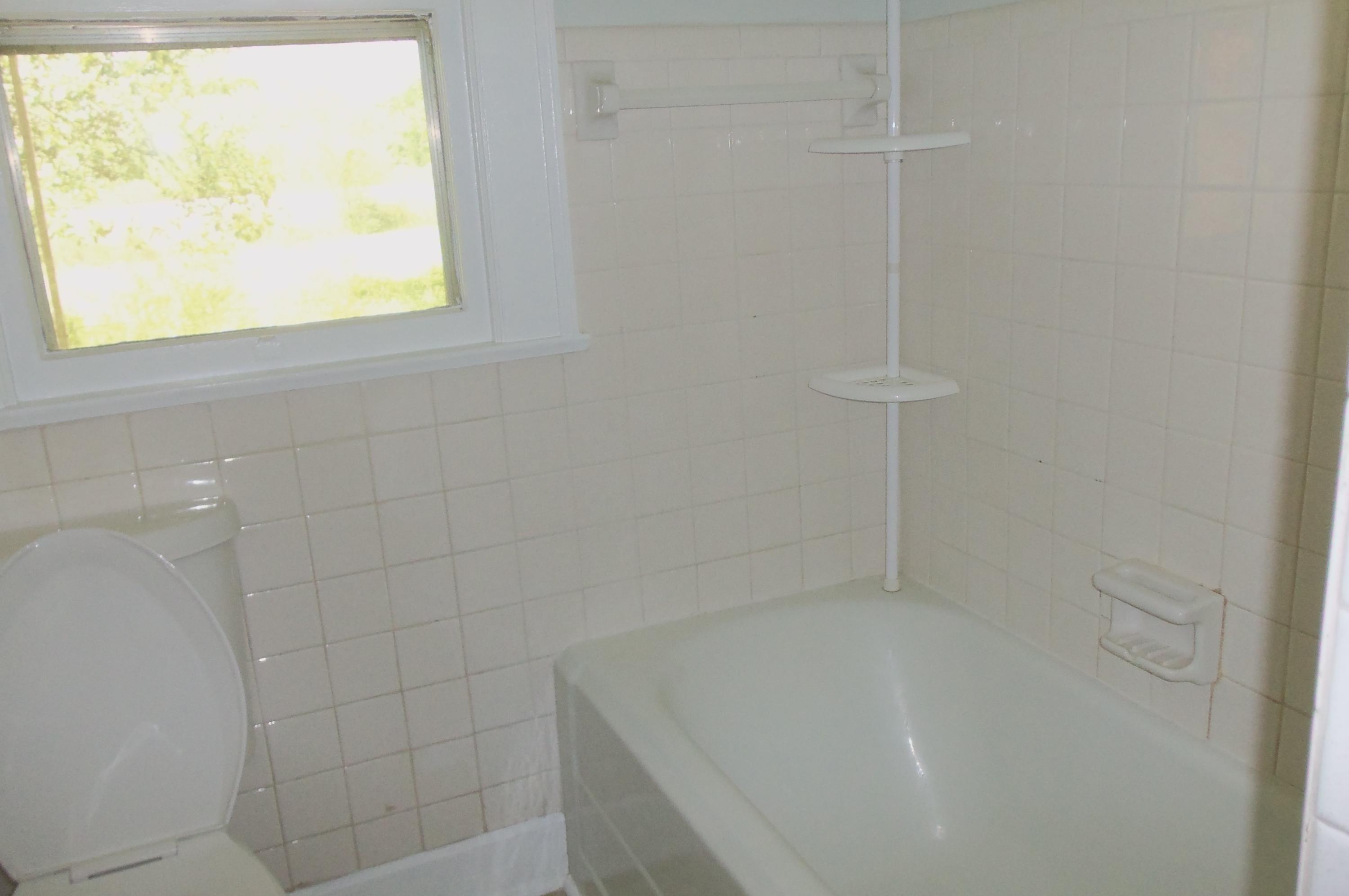 875 McArthur Road Alcoa, TN 37701 - Photo 8 of 22 100_8901