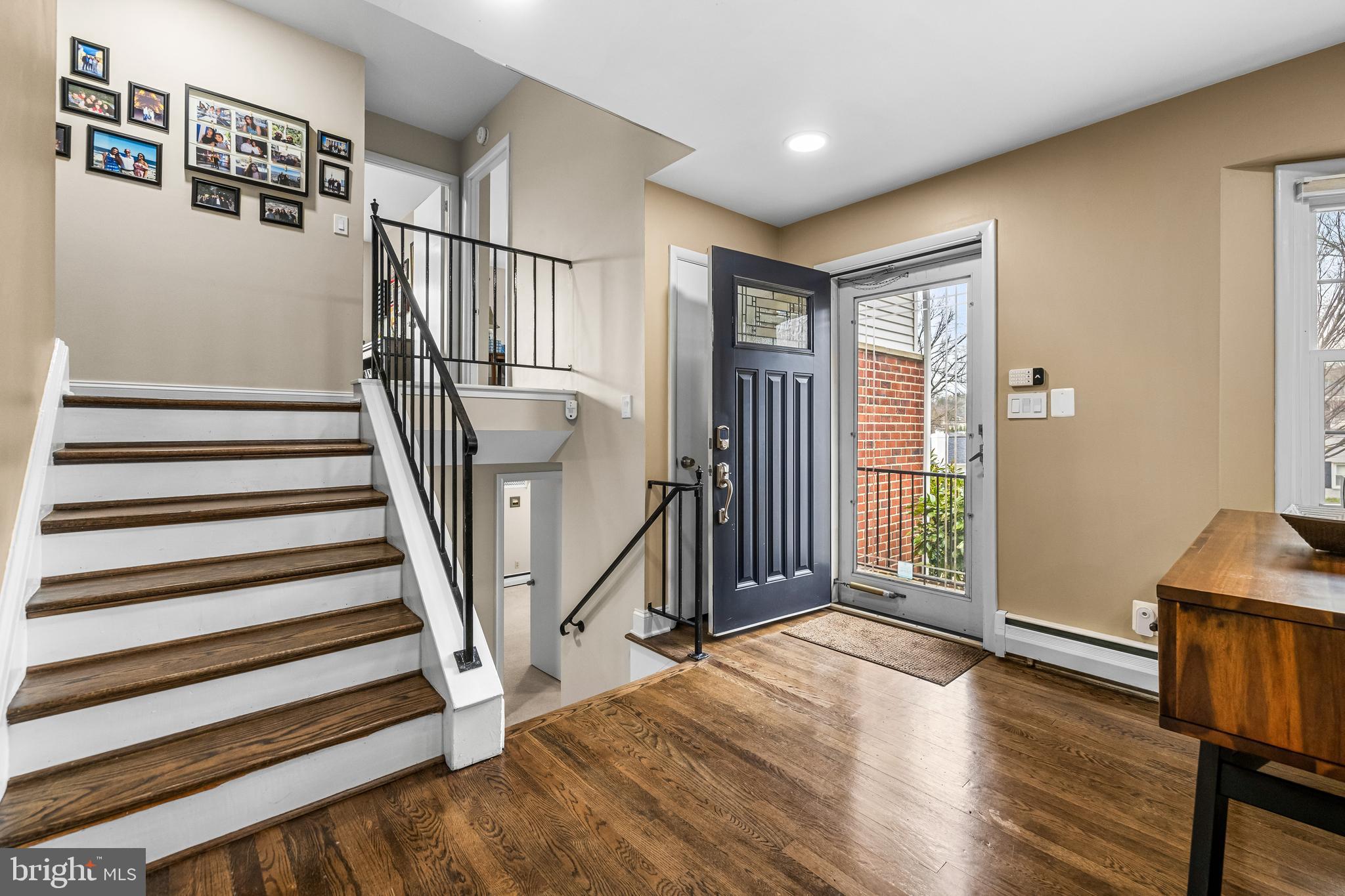 707 Shelley Road Towson, MD 21286 - Photo 4 of 46