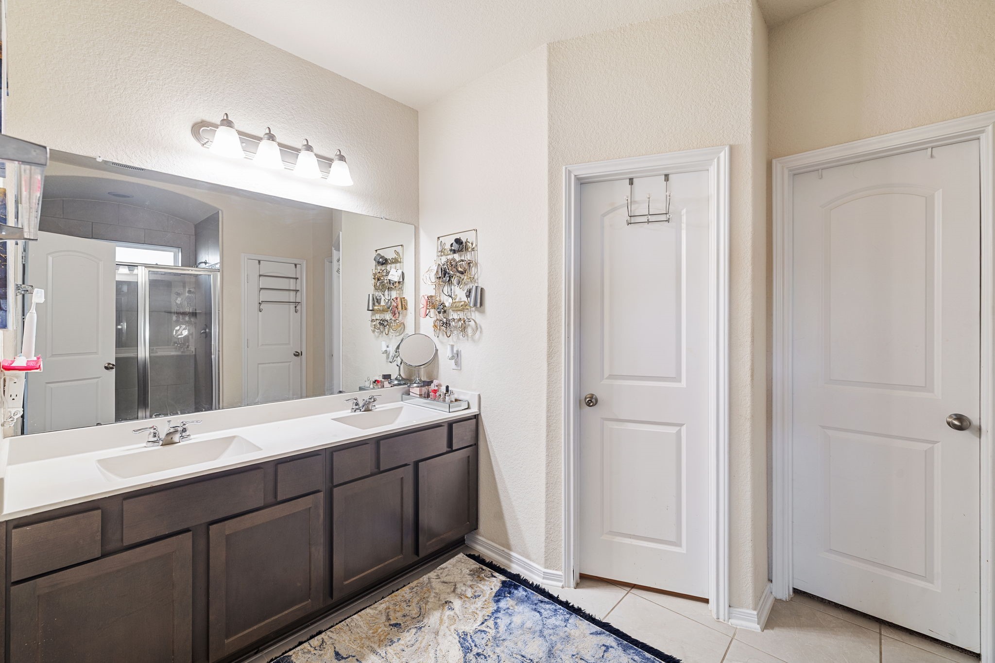 29322 Fair Sky Trail Spring, TX 77386 - Photo 15 of 26 Primary Bathroom – Double Vanity