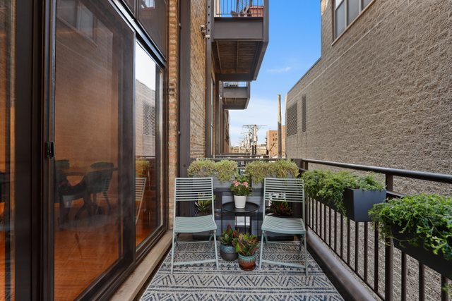 222 South Racine Avenue, Unit 207 Chicago, IL 60607 - Photo 9 of 27 a view of balcony with a potted plant