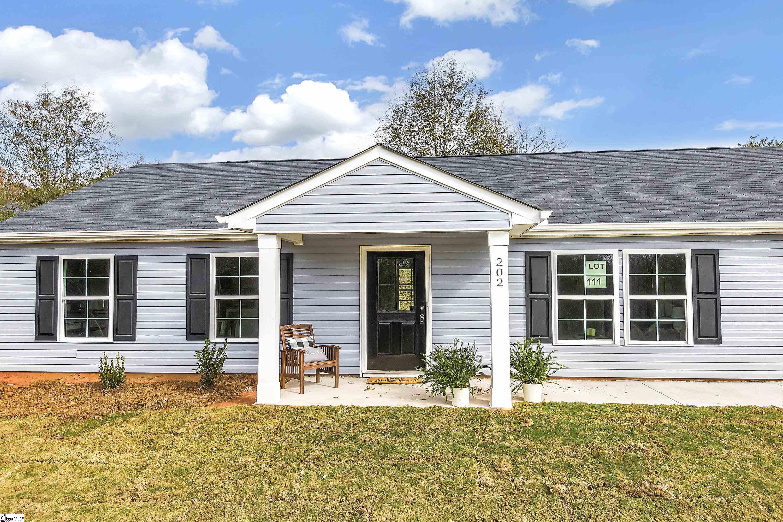 202 Port Road Greenville, SC 29617 - Photo 3 of 19 Gallery Image 3
