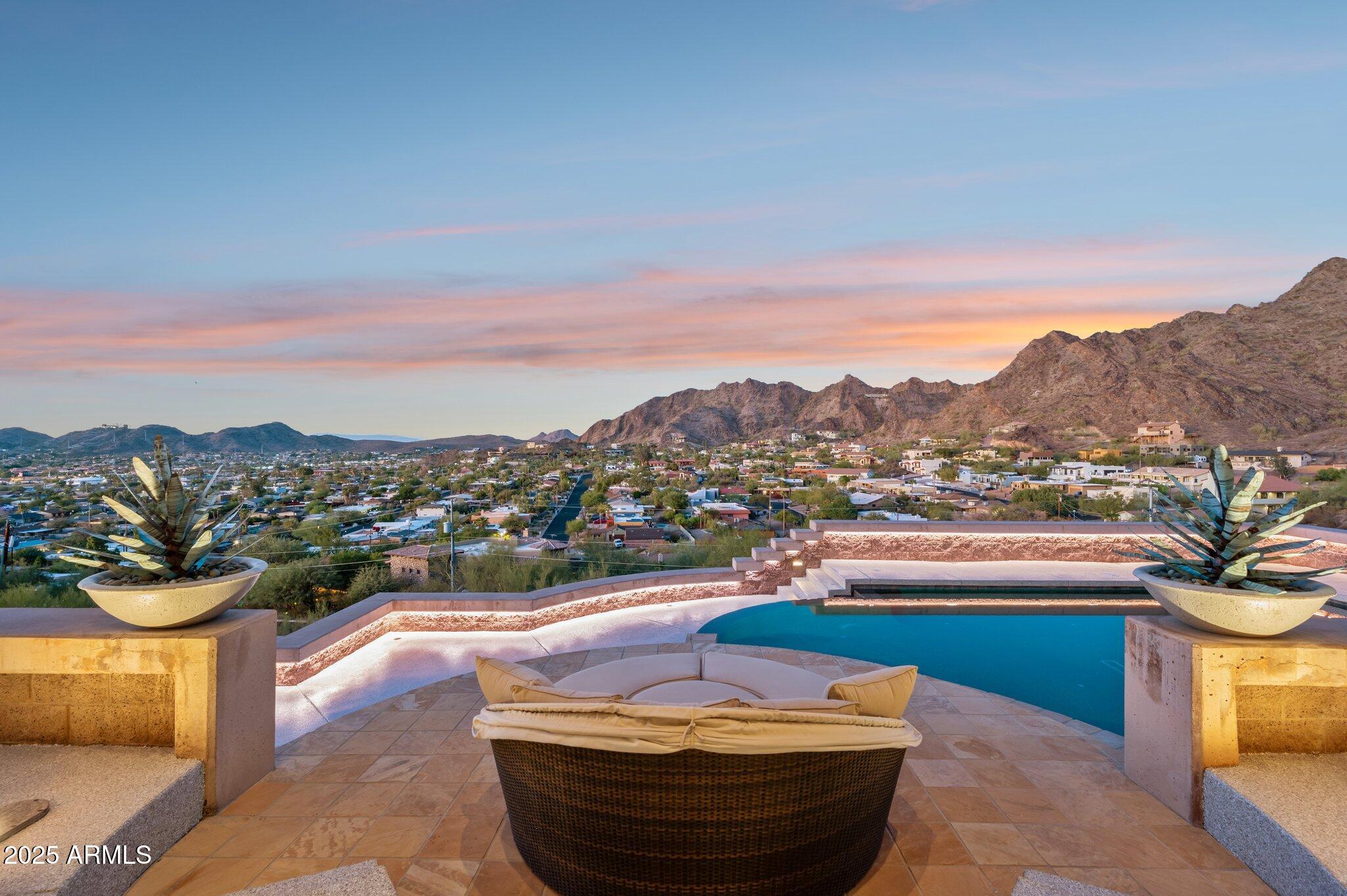 1721 East Hatcher Drive Phoenix, AZ 85020 - Photo 19 of 45 81-web-or-mls-1721-e-hatcher-dr