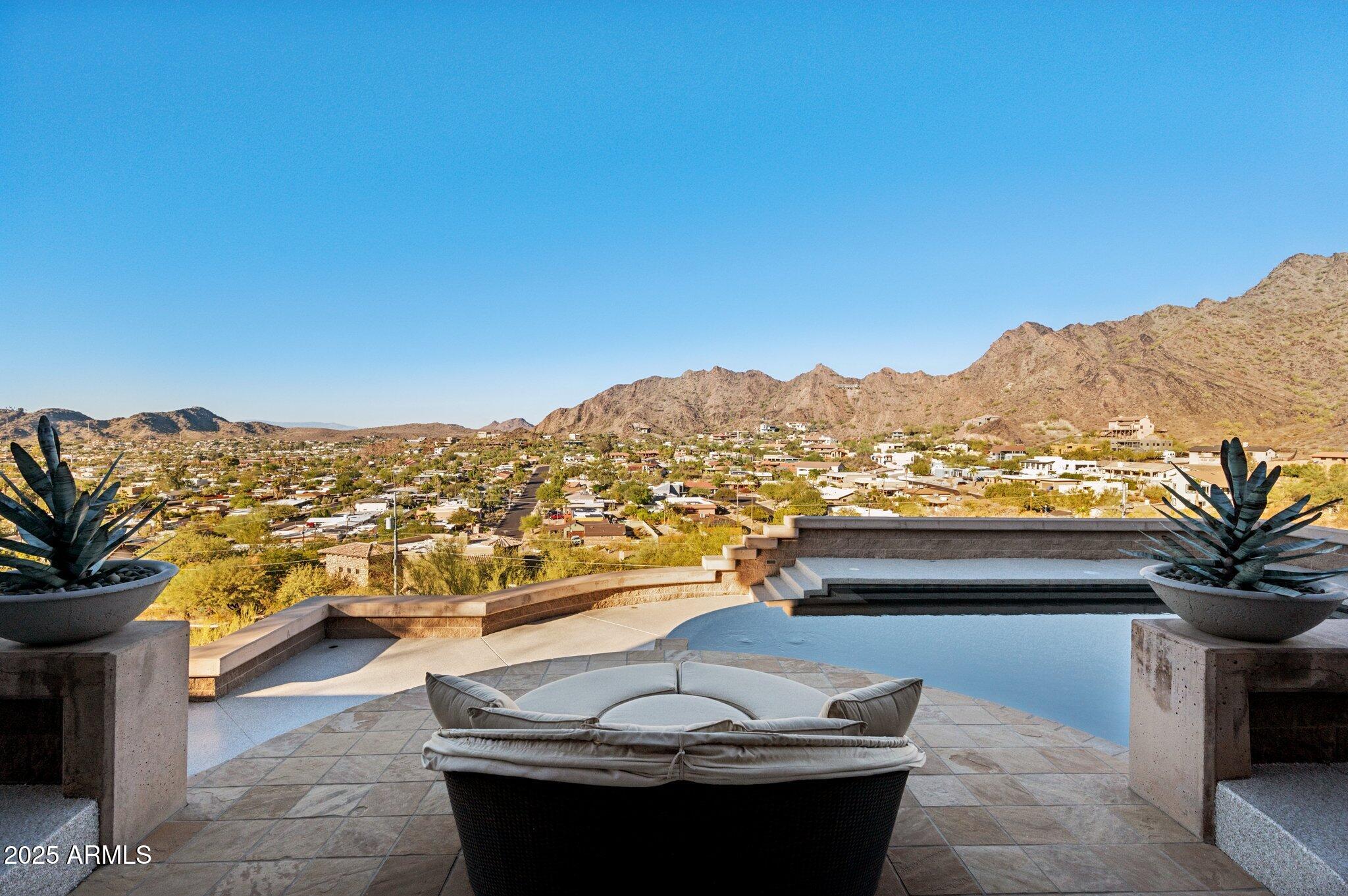 1721 East Hatcher Drive Phoenix, AZ 85020 - Photo 38 of 45 61-web-or-mls-1721-e-hatcher-dr