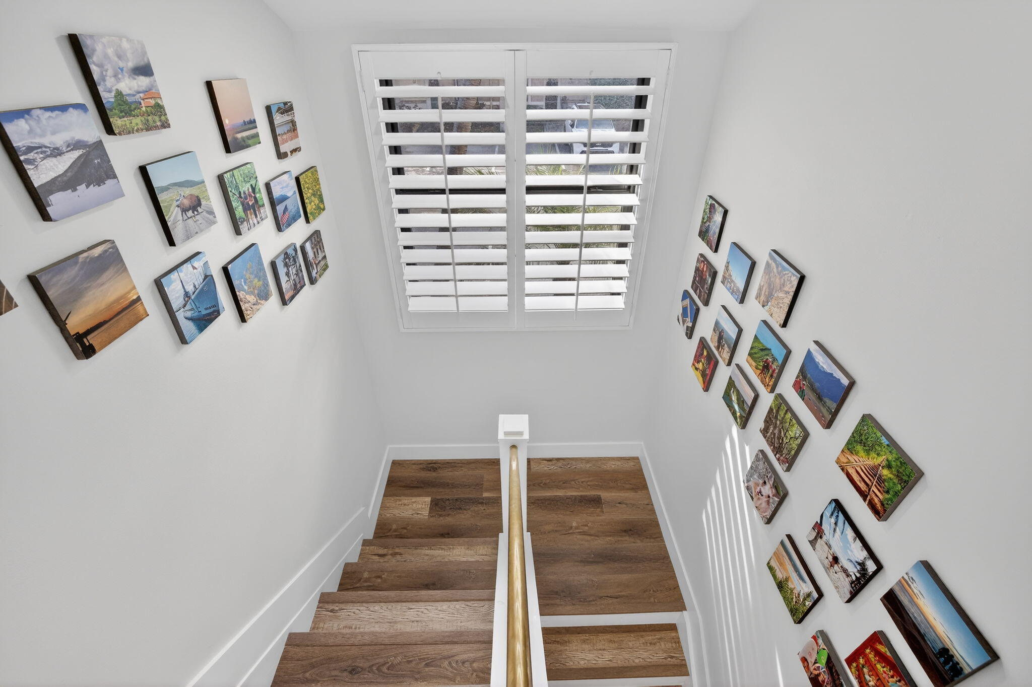 237 City View Drive, Unit 237 Fort Lauderdale, FL 33311 - Photo 29 of 81 a view of entryway with furniture and rug