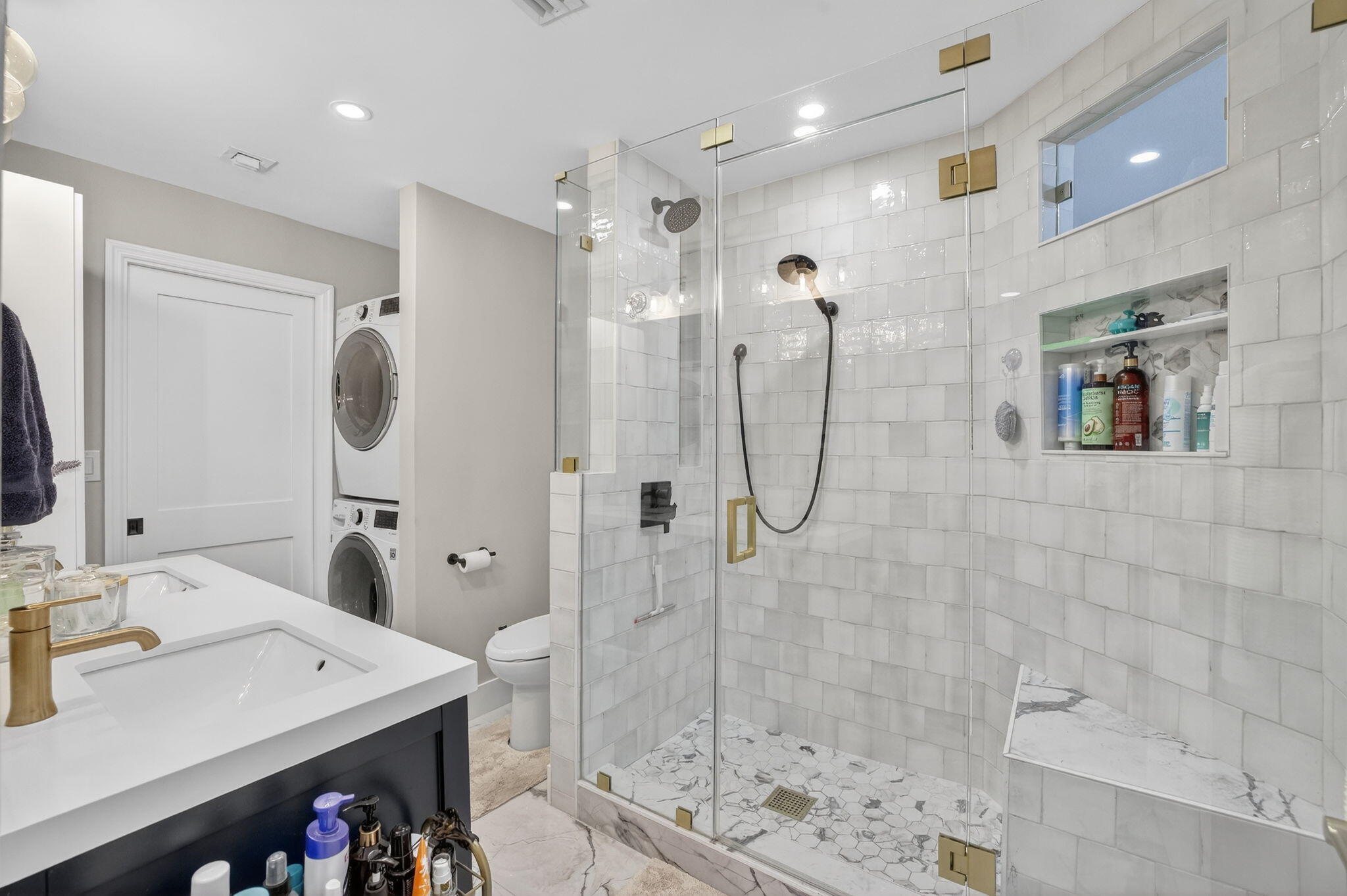 237 City View Drive, Unit 237 Fort Lauderdale, FL 33311 - Photo 37 of 81 a bathroom with a shower sink and mirror