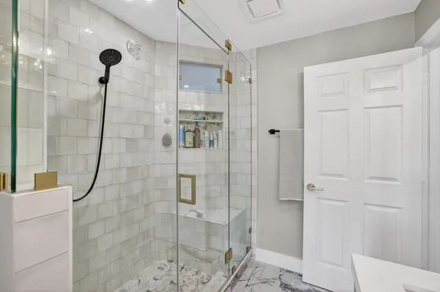 $575,000 | 237 City View Drive, Unit 237, Fort Lauderdale, FL 33311