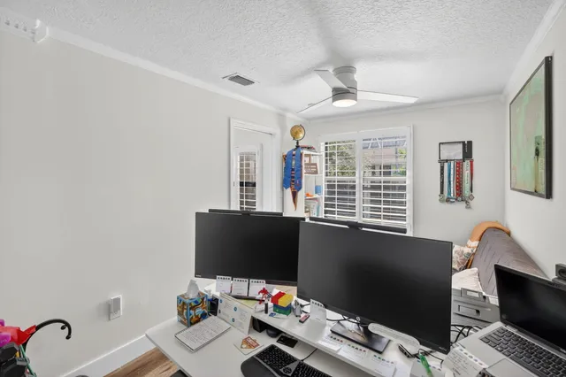 $575,000 | 237 City View Drive, Unit 237, Fort Lauderdale, FL 33311