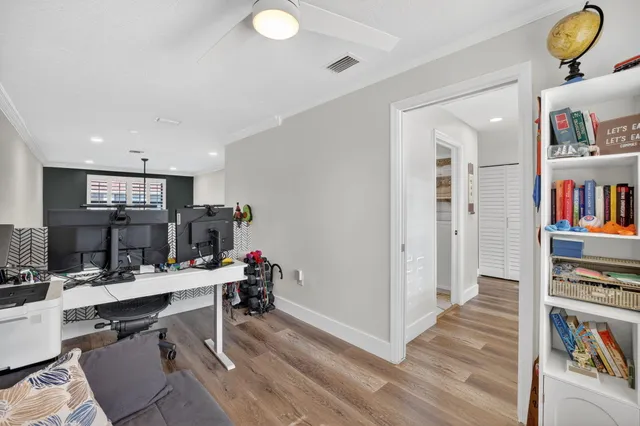 $575,000 | 237 City View Drive, Unit 237, Fort Lauderdale, FL 33311