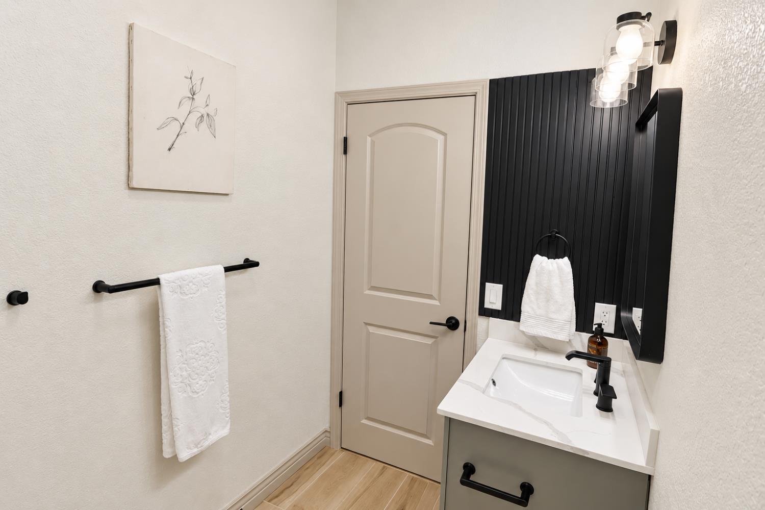 4643 Shade Tree Way Antelope, CA 95843 - Photo 48 of 68 Gallery Image 48
