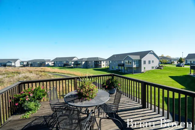 $485,000 | 7954 Bald Eagle Pass, Unit 130, Hudsonville, MI 49426