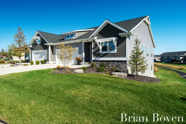 $485,000 | 7954 Bald Eagle Pass, Unit 130, Hudsonville, MI 49426