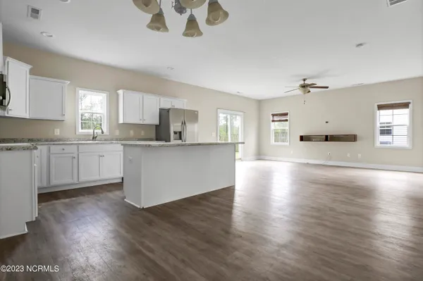 $2,150 | 519 Everett Glades, Sneads Ferry, NC 28460