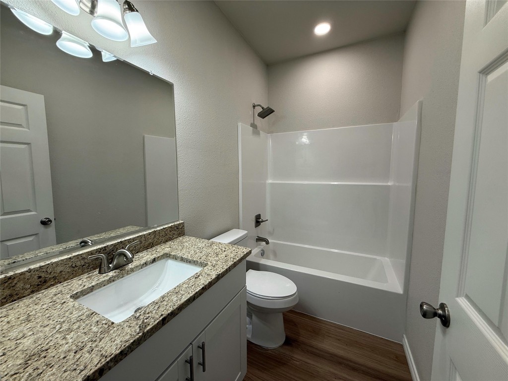 702 Walnut Street Longview, TX 75601 - Photo 4 of 15