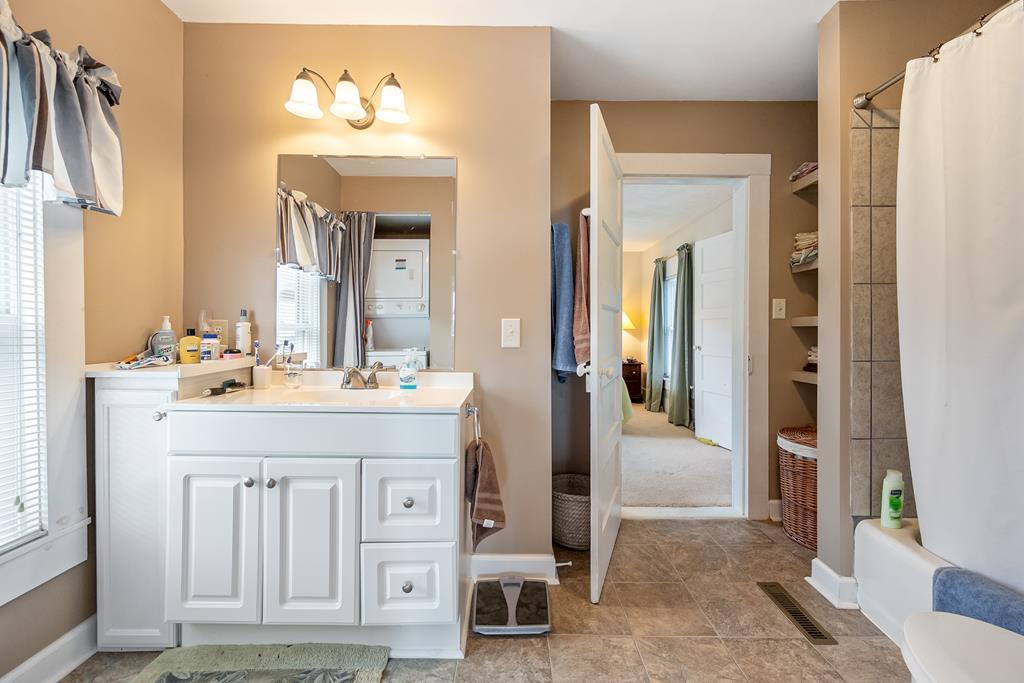 2366 Mallory Road Galax, VA 24333 - Photo 19 of 65 Gallery Image 19