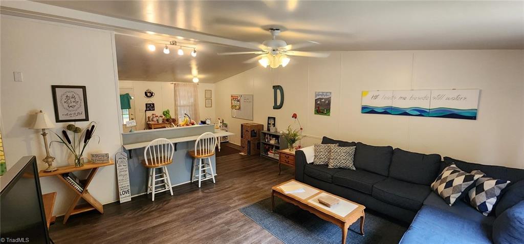 1835 Garner Road Denton, NC 27239 - Photo 4 of 7